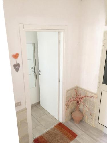 Apartment with 2 bedrooms in Marina di Modica with furnished terrace and WiFi 200 m from the beach - image 7