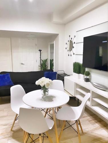 2 Bedroom Ocean Drive Newly Renovated