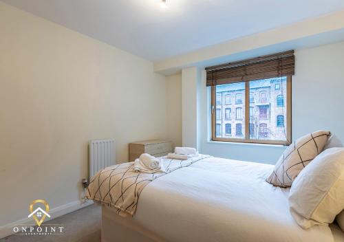 OnPoint Apartments - 2 Bedroom Apartment in Superb Location! - main image
