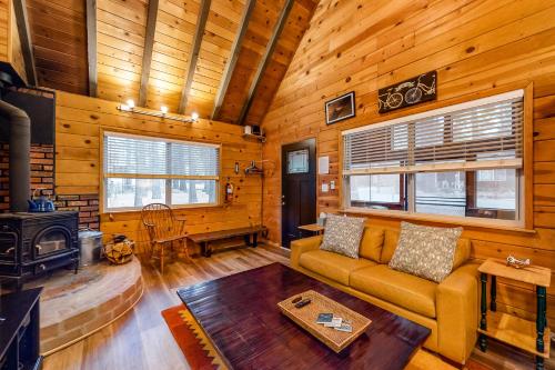 Bristlecone Cottage in Big Bear Lake, USA