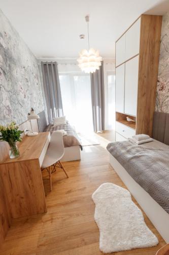 2 bedrooms, 4 beds