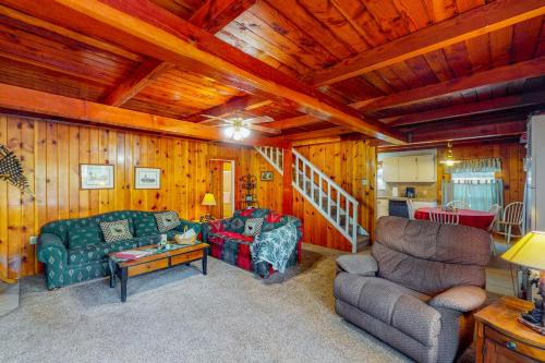 . Maul Cabin