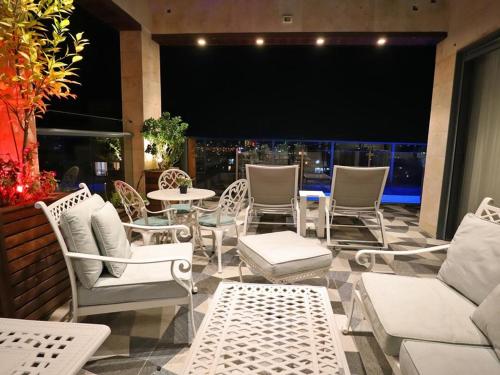 Luxury Rooftop Apartment in Netanya 4