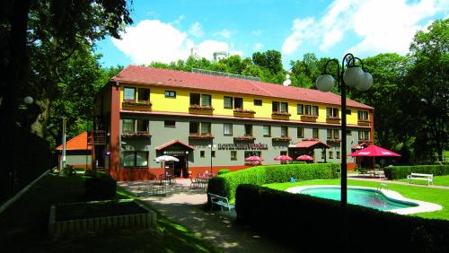 Hotel Milan Vopicka - Hluboká nad Vltavou