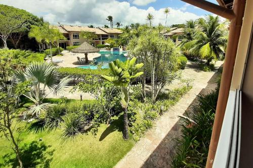 100 metros da praia de Taperapuan