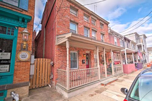 Cozy Lambertville Abode in the Heart of Downtown! - Lambertville