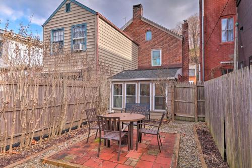 Cozy Lambertville Abode in the Heart of Downtown! in Lambertville (NJ)