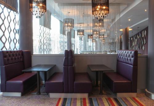 Jurys Inn Leeds - image 6