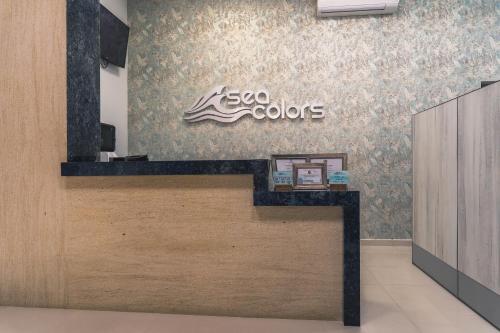 Sea Colors Hotel - image 2