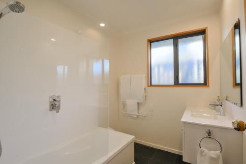 Mountain Views from Meadowstone - image 3