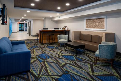 Holiday Inn Express Cincinnati West