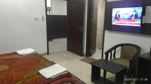 Super Deluxe Triple Room room in Hotel Popular