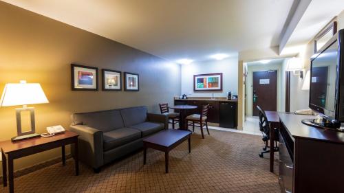 Holiday Inn Hotel and Suites-Kamloops, an IHG Hotel