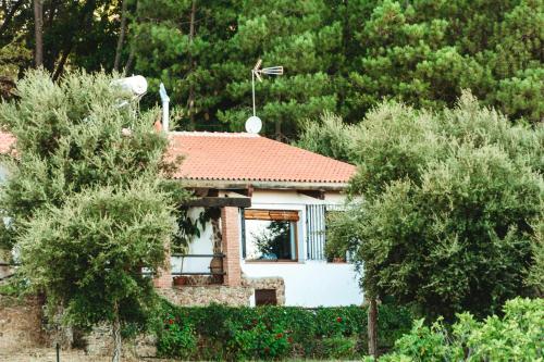 3 bedrooms villa with private pool enclosed garden and wifi at Monesterio