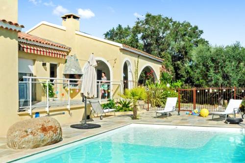 Villa de 4 chambres a Linguizzetta a 850 m de la plage avec vue sur la mer piscine privee et jardin clos