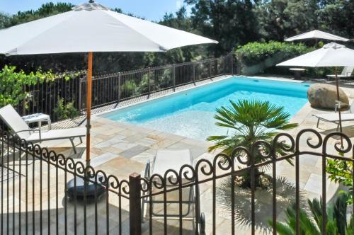 Villa de 4 chambres a Linguizzetta a 850 m de la plage avec vue sur la mer piscine privee et jardin clos