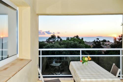 Villa de 4 chambres a Linguizzetta a 850 m de la plage avec vue sur la mer piscine privee et jardin clos