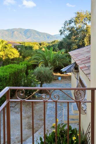 Villa de 4 chambres a Linguizzetta a 850 m de la plage avec vue sur la mer piscine privee et jardin clos