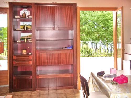 Iekārtas, Chalet charmant a Saint-Gerons avec piscine partagee in Laroquebrou