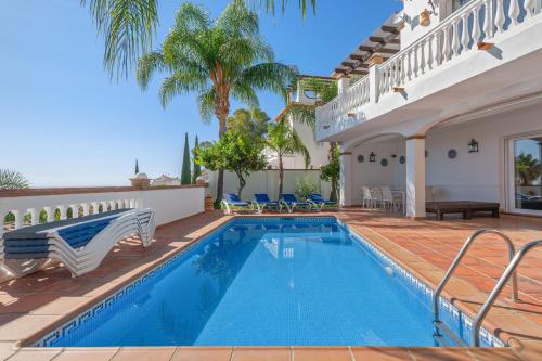 4 bedrooms house at Almunecar 400 m away from the beach with sea view private pool and furnished terrace