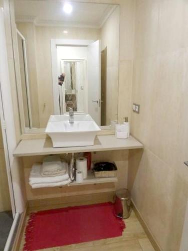 Studio in Alicante Alacant with furnished balcony and WiFi - main image