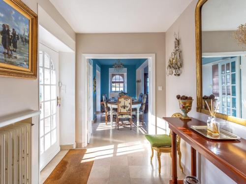 Villa with 4 bedrooms in Roscoff with wonderful sea view enclosed garden and WiFi 5 m from the beach - image 3