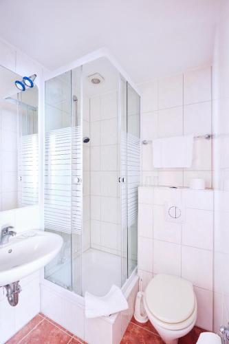 Ring Hotel - image 14