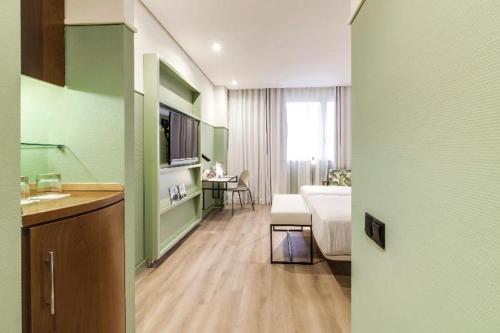 Eurostars Acteón - image 9