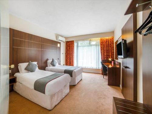 OYO Flagship The Bridge House - image 14