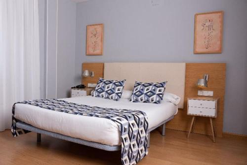 Hotel Beleret, Валенсия (фото 7)