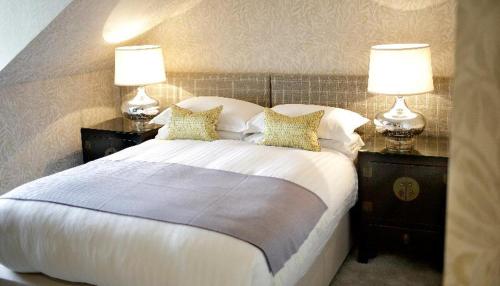 Nira Caledonia - image 11