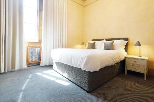 Chesham Court Knightsbridge - image 11