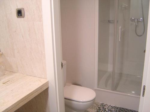 Hostal Aslyp 114, Барселона (фото 5)