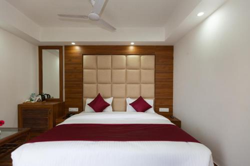 Deluxe Premium Room (Valley View) image 7