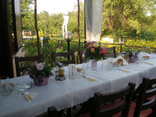 餐廳, Park Hotel Djevana in 上奧里亞霍維察