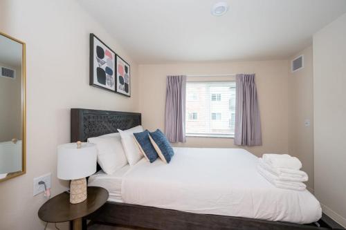 Viagem Attractive 1BR with Parking and Gym - image 8