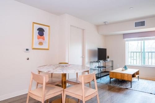 Viagem Splendid 2BR with Gym and Parking - image 3