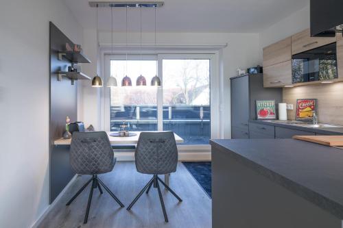 Penthouse Theo - image 12