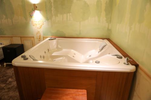Golden Ring Resort - image 10
