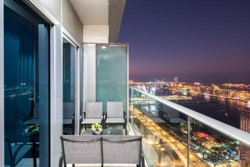 Spectacular 2 bedrooms in Damac Heights by Deluxe Holiday Homes