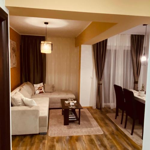 . Ana Luxury Apartment ****