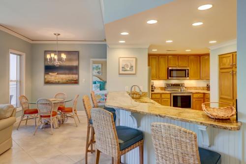 6301 Hampton Place 3 BR Lux Oceanfront - image 4