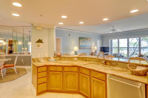 6301 Hampton Place 3 BR Lux Oceanfront in Hilton Head Island (SC)