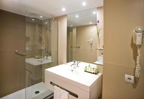 Hotel Spa Porta Maris by Melia - image 2