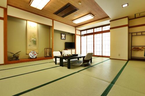 Japanese-Style Room