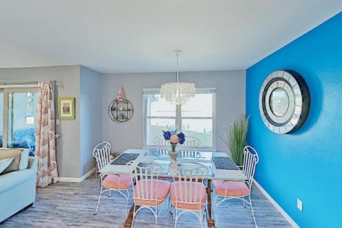 2515BAYH townhouse - image 4