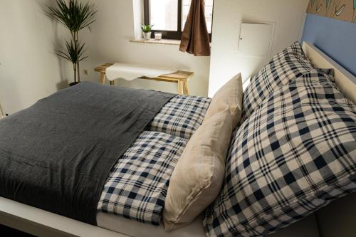 FullHouse - Halle - T29 Comfort Apartment 3.3km von Böllberg-Wörmlitz entfernt