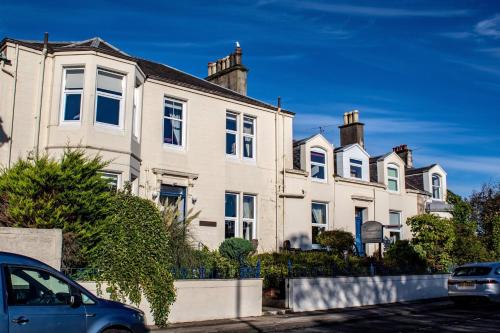 The Arrandale Hotel - image 12