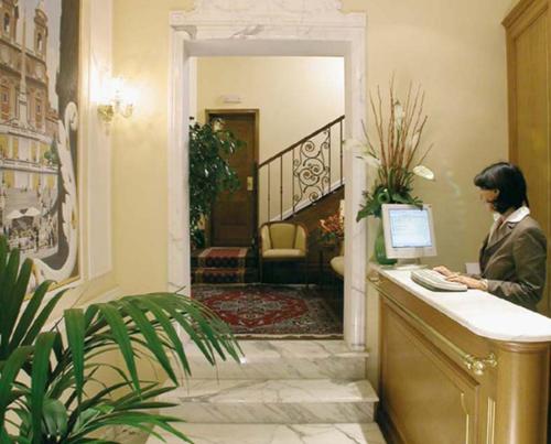 Hotel La Lumiere Di Piazza Di Spagna - image 3