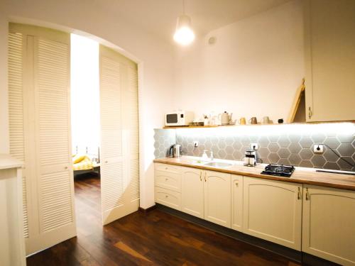 FLH - Mura Studio, Braszów (zdjęcie 2)